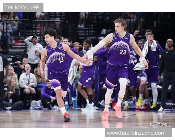 快船对阵爵士精彩直播尽在纬来体育频道，快来一起观看吧