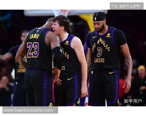 2006年NBA湖人与猛龙的经典对决回顾与精彩瞬间分析